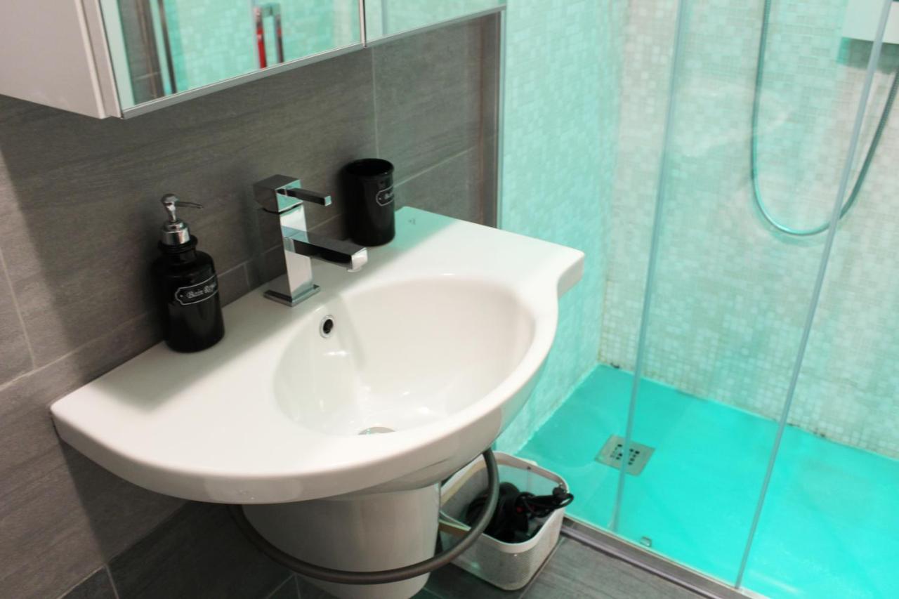Naviglio81 Bed & Breakfast Milano Dış mekan fotoğraf